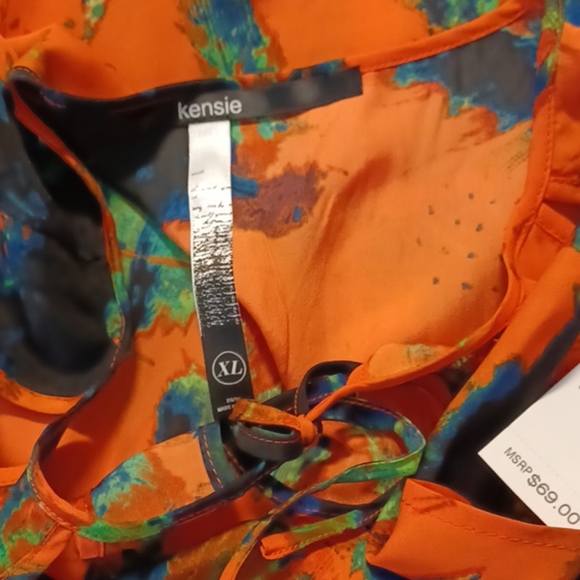 ❤️6 items for $25 sale!!❤️ Kensie Blouse - Picture 4 of 5